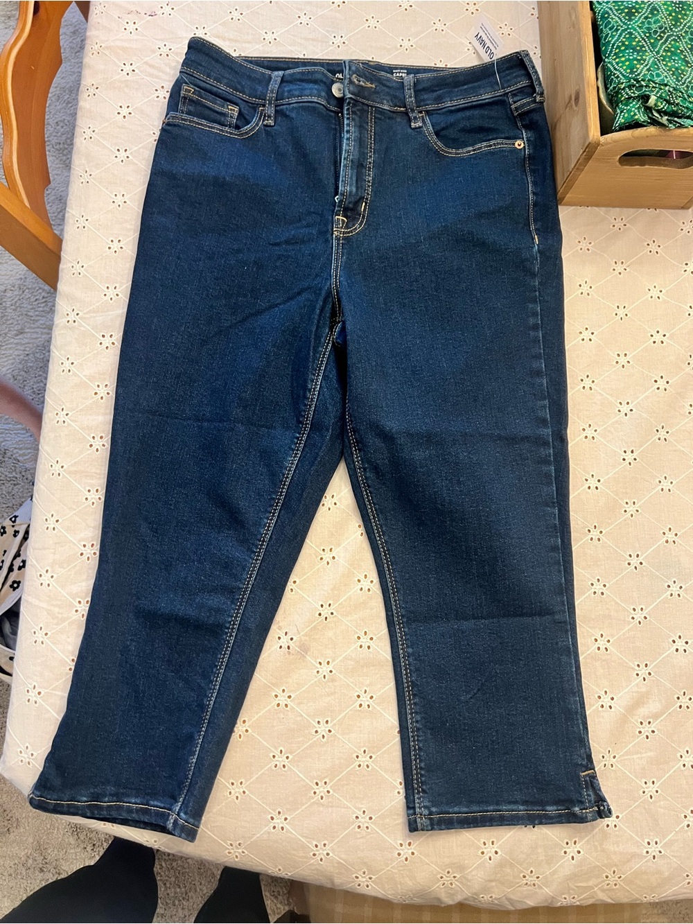 Size 8 Tall  Dark Blue Women’s Capri Jeans - Classic Fit NWT